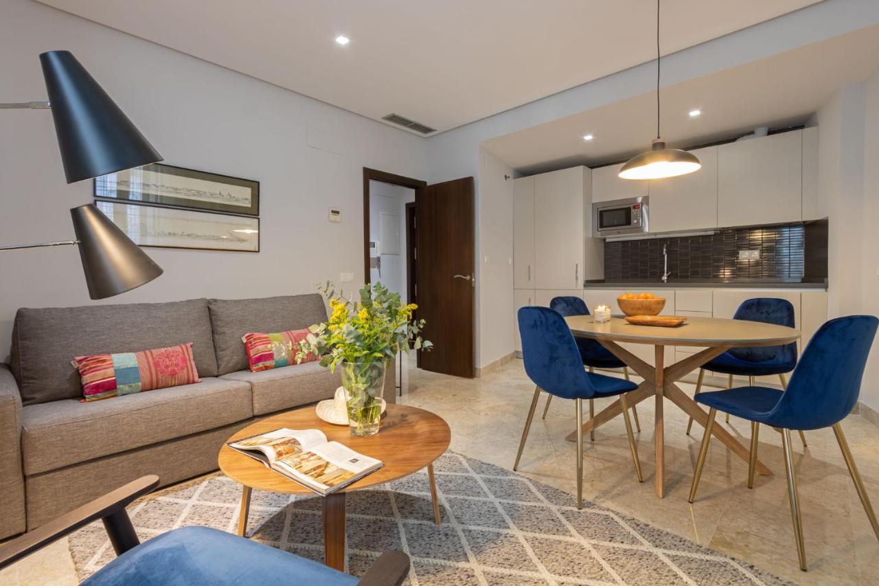 Apartament Alkazar Gardens Old Town 6 Pax Sewilla Zewnętrze zdjęcie