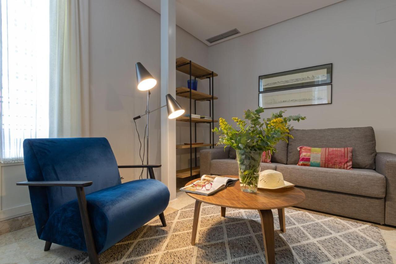 Apartament Alkazar Gardens Old Town 6 Pax Sewilla Zewnętrze zdjęcie