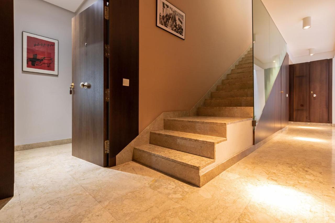 Apartament Alkazar Gardens Old Town 6 Pax Sewilla Zewnętrze zdjęcie