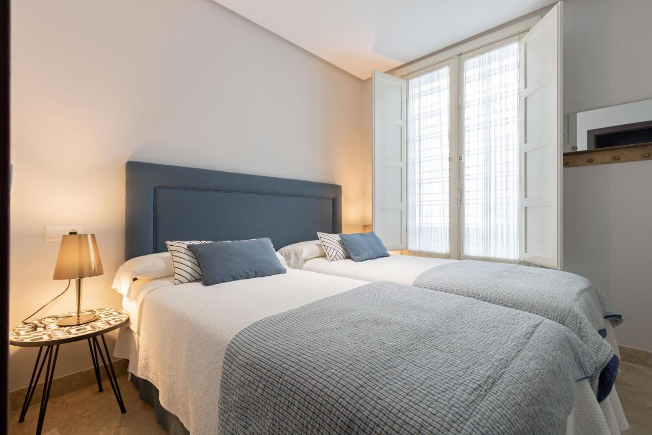 Apartament Alkazar Gardens Old Town 6 Pax Sewilla Zewnętrze zdjęcie